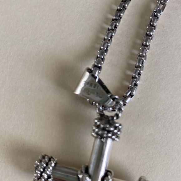Designer Style Sterling Silver Cross/Chain 22’